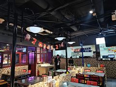 -马路牙子烧烤音乐酒馆(望京店)