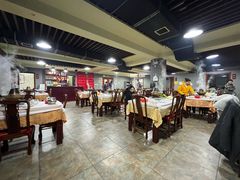 -鑫龙火锅城(环山路店)