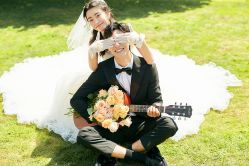 -雪中彩影婚纱摄影·微光艺术中心