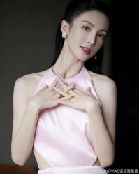 点击看大图 -纯色时光婚纱艺术馆WHITE
