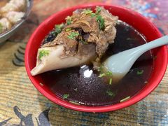 棒子骨-老谢野馄饨(延安路店)