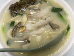 -明呈黄鱼面馆(斜土路店)