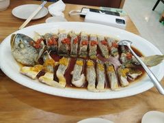 -洞庭土菜馆(易发广场店)