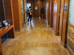 -欢乐口腔(望京分院)