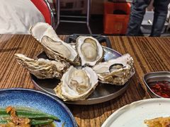 -蚝堡海鲜·威海菜·海肠捞饭·烧烤·亚洲吃蚝公司(幸福门店)