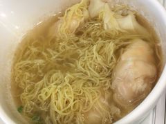 -新大咀港式茶餐厅(宝山万达店)