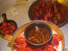 -巴厘龙虾·榜首油焖大虾(音乐学院·沿江酒馆店)