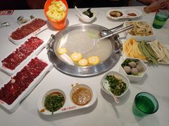 -浪里寻·臻牛养生牛肉火锅(方圆荟店)