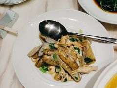 -满江红四季餐厅 · 国家五钻级酒家(新纪元大酒店店)