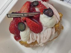 -BUTTERFUL&CREAMOROUS 黄油与面包(中山公园龙之梦店)