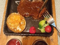 -菲滋意式休闲餐厅(北仑银泰城店)