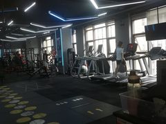 -豪思成DK健身私教连锁(凯乐国际店)