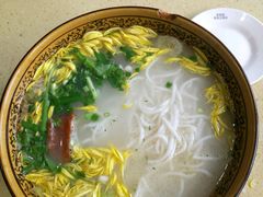 -桥香园云南过桥米线(金马碧鸡店)