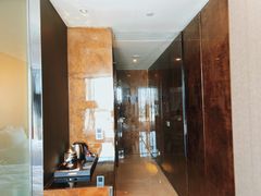 -广州天河希尔顿酒店