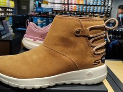 -法雅体育工厂店(皂君庙路店)