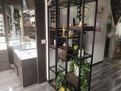 -视野联行眼镜蔡司·依视路官方授权店(顺城店)