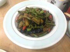 豆角烧茄子-晋味坊手工刀削面农家菜(霍营店)