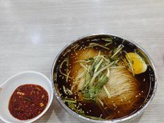 -三姐妹冷面馆(保卫路店)