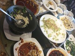 -赶海部落海鲜城(海阳路店)