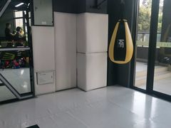 -可逸运动24小时健身