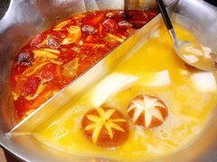 -湊湊火锅·茶憩(打浦桥日月光店)