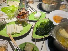 -一叶一世界•素食餐厅(环球中心店)