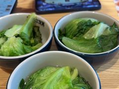 -魔都三兄弟酸辣粉·蘸卤炸串(虹桥万科店)