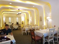 大堂-成桂西餐厅·42年的味道(五大道疙瘩楼店)