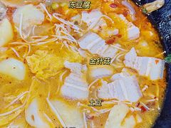 -老刘生态大鱼坊铁锅炖鱼(赛马场店)