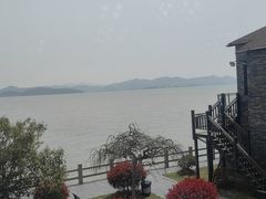 -鹰龙海畔度假酒店(咸祥店)