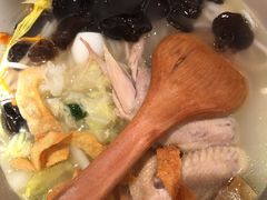 -刀小蛮半只鸡过桥米线(家乐福四元桥店)