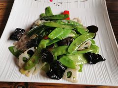 荷塘小炒-YAFEE雅菲·粤菜·湘菜·融合菜(魏公村店)