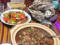 -蚝堡海鲜·威海菜·海肠捞饭·烧烤·亚洲吃蚝公司(幸福门店)