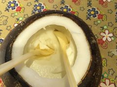 -志龙皇冠吃货椰子铺