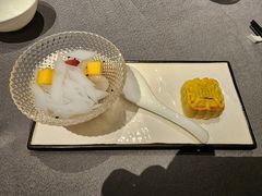 金沙流心糕-黄鱼馆Jhouse(外滩店)