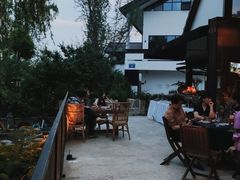 -悦哉·派对·草坪婚礼·围炉煮茶(三圣乡店)