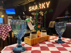 -鲨鱼美式餐厅酒吧Sharky
