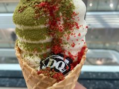双头怪华夫甜筒-DQ·蛋糕·冰淇淋(嘉兴南湖万达店)