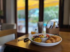 -Le Banneton Café French Bakery