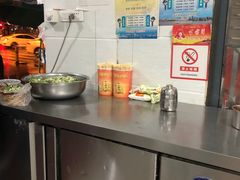 -薛记襄阳香辣牛肉面(平安路店)