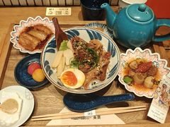 -啢啢茶寮(芳华横街店)