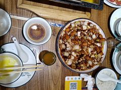 -东来菜馆•手抓海鲜家常菜•海鲜锅贴(鸽子窝店)