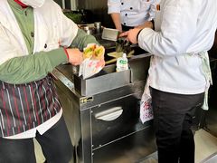 -海燕家人灌蛋饼(凤凰街店)