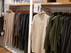 -优衣库(上海虹口龙之梦店)