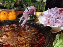 -三道苗苗鱼·美蛙黄辣丁(八里店)