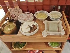 -巴奴毛肚火锅(龙湖锦艺城店)