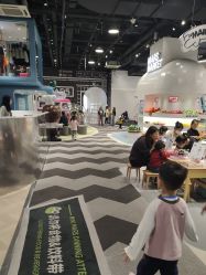 -MINI MARS KIDS CLUB亲子家庭中心(长宁天山店)