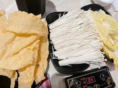 -蜀八婆鲍鱼鸡煲虾(宝安坪洲店)