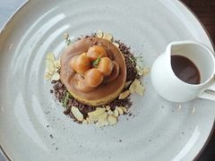 -Chom Cafe and Restaurant
