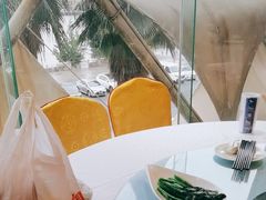-御满江海鲜酒家(洛溪新城店)